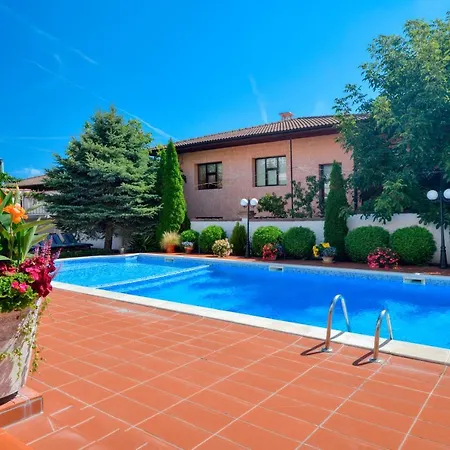 فندق Alekta - Free Parking فارنا