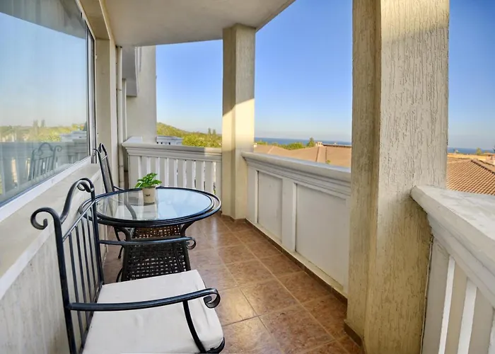 Alekta - Free Parking 3* 瓦爾納