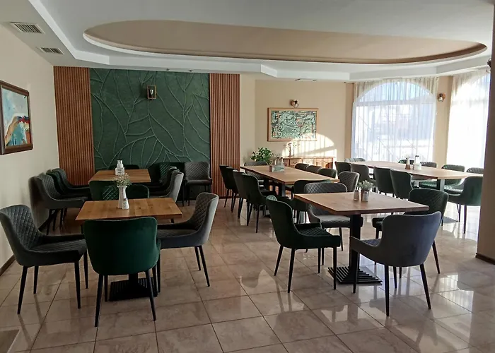 酒店 Alekta - Free Parking 3*