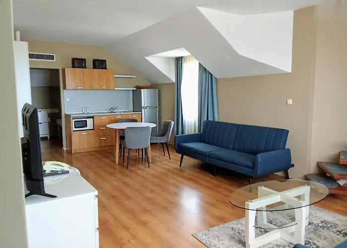 酒店 Alekta - Free Parking 3*