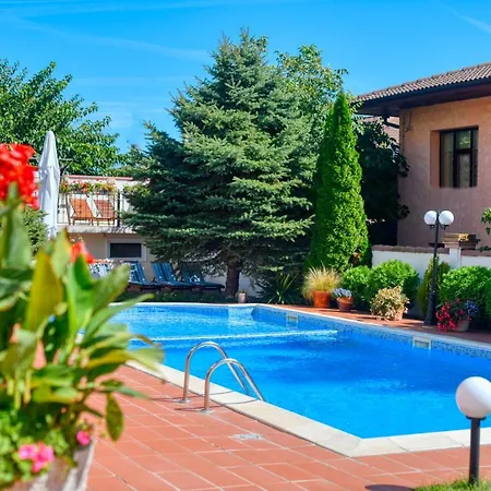 Hotel Alekta - Free Parking Warna