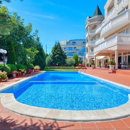 Alekta - Free Parking Hotel Warna