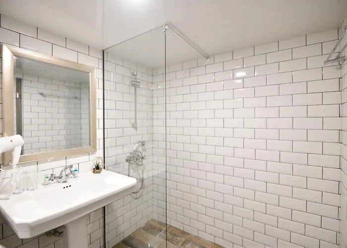 Hotel Alekta - Free Parking