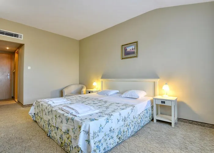 Alekta - Free Parking Hotel