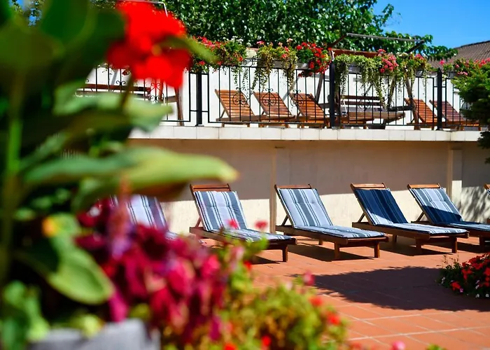 Hotel Alekta - Free Parking