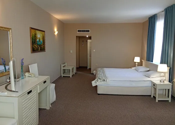 Alekta - Free Parking Hotel