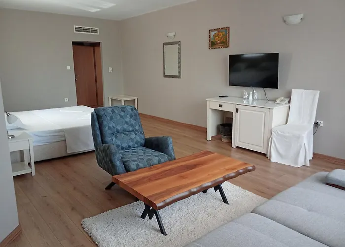 Alekta - Free Parking 3* Varna